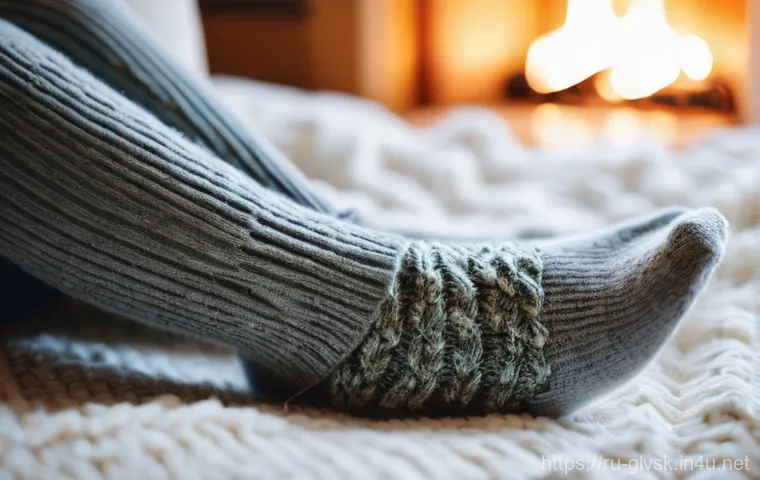 겨울철 발 보습 양말 - **Prompt:** A close-up, warm-toned photograph of a woman's feet, initially appearing a bit dry and r...